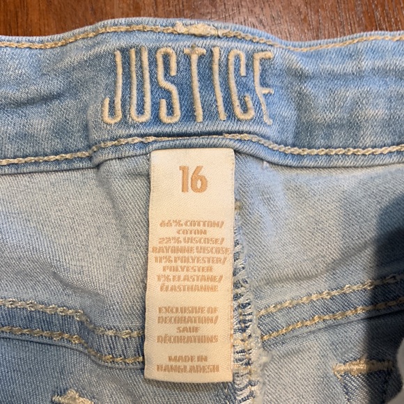 Justice jean shorts girls size 16 - Picture 3 of 3